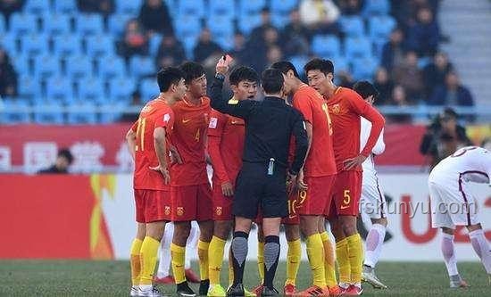 国足梦醒，创新破茧——退钱哥启示录